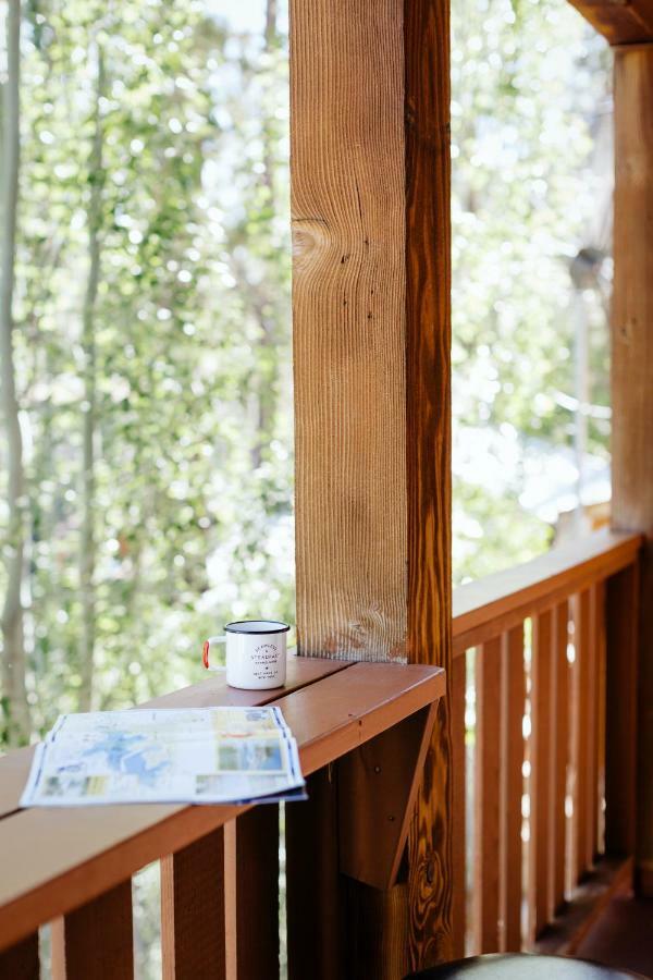Honey Bear Lodge & Cabins Big Bear Lake Bilik gambar